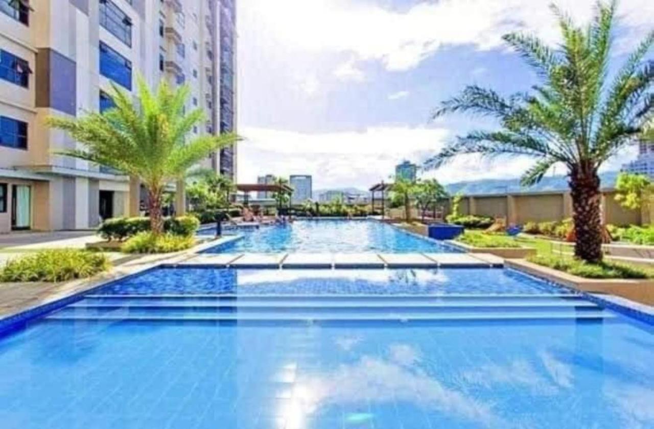 Horizon 101 A12 Shortwalk To Mango Avenue & Robinson Mall Cebu Esterno foto